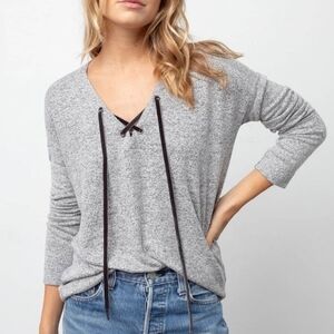 RAILS I Grey Leigh Soft Brushed Fleece V-Neck Velvet Lace Pullover Top, XS